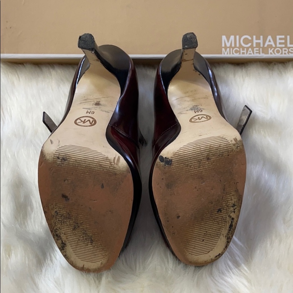 SOLD Michael Kors heels - Picture 6 of 6